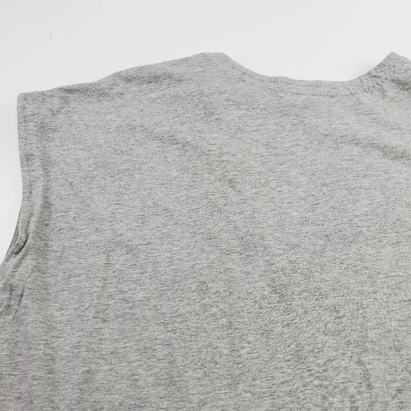 J.Crew Women Top Size Small Short Sleeves Crewneck Eyelet Embroidered V-neck - Picture 3 of 12